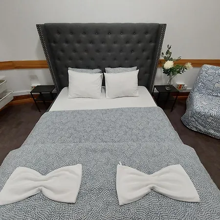 Parque Eduardo Vii Гостевой дом *